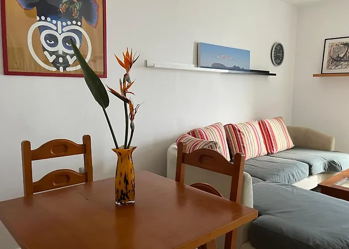 Playa Chica Apt With Terrace 100 M From The Sea