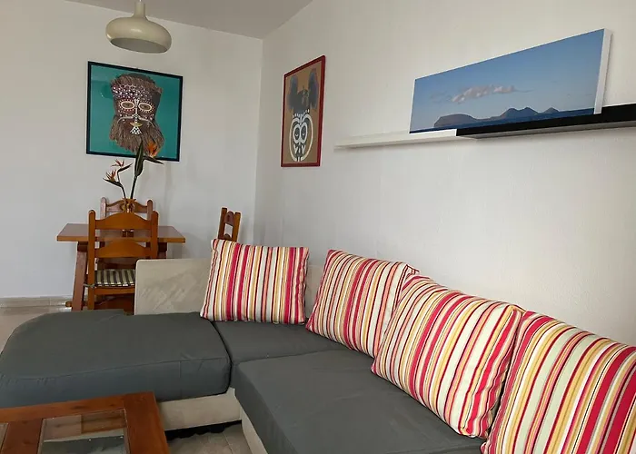 Playa Chica Apt With Terrace 100 M From The Sea