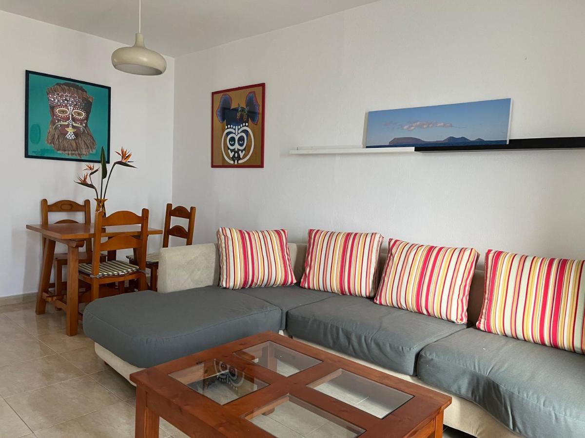 Appartement Playa Chica With Terrace 100 M From The Sea